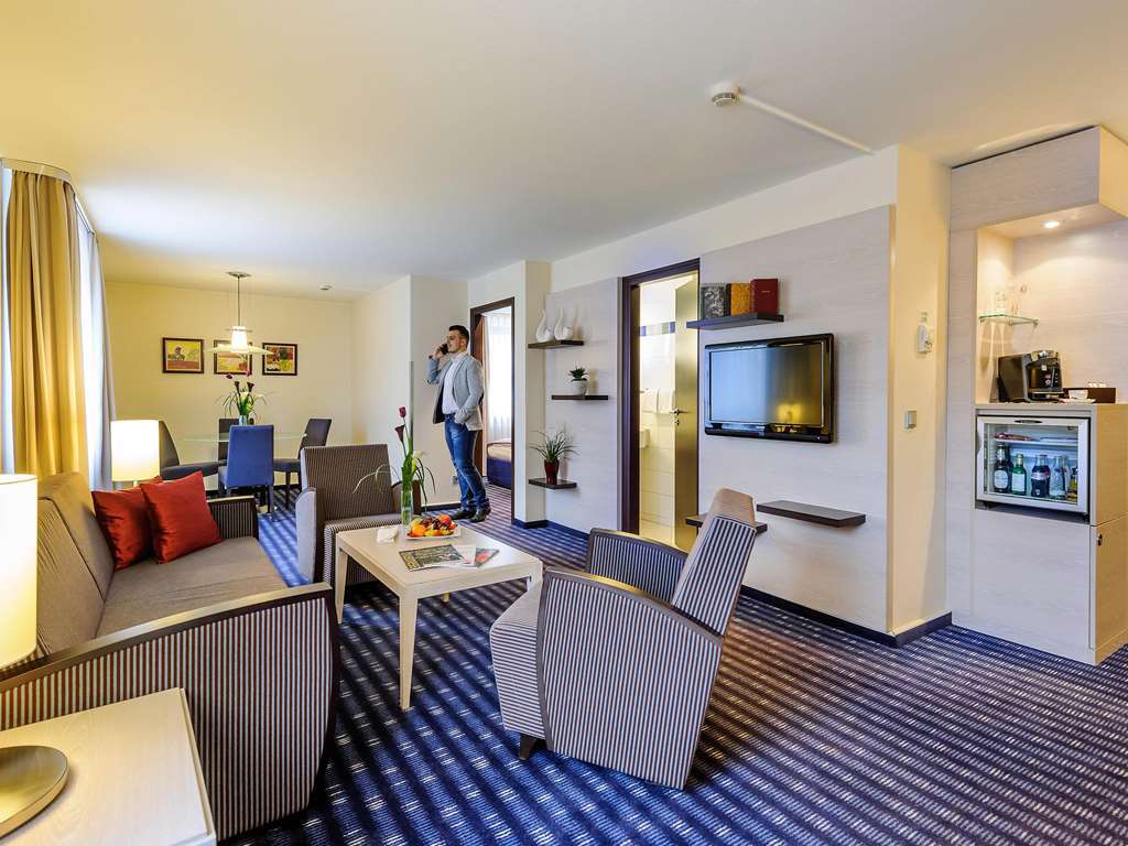 Mercure Sued Messe Hotel 4*
